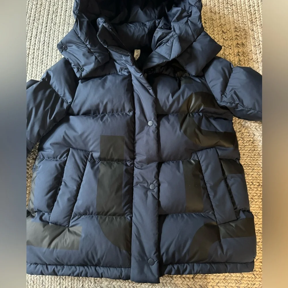 Lululemon Wunder Puff Jacket *Wordmark size 4 - Picture 7 of 14